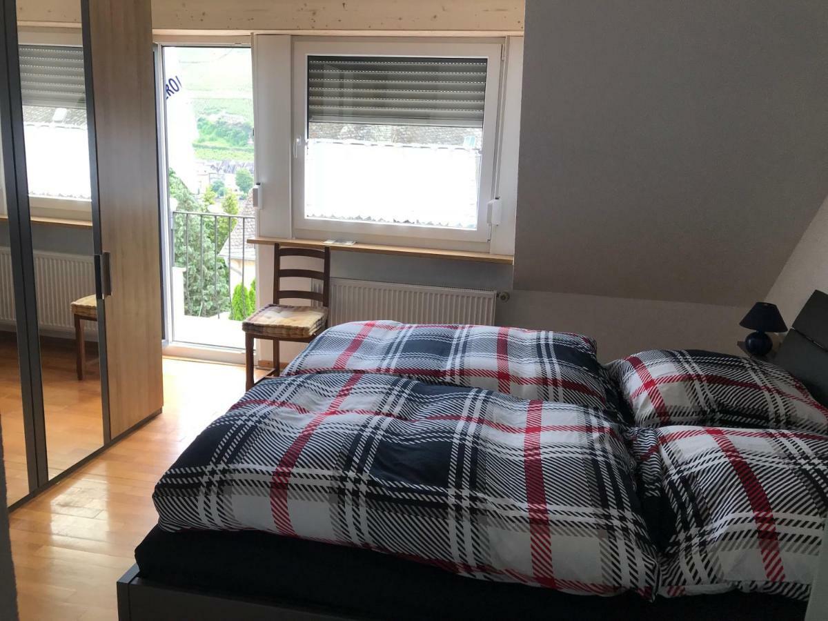 Beim Winzer Apartment Zell an der Mosel Bagian luar foto
