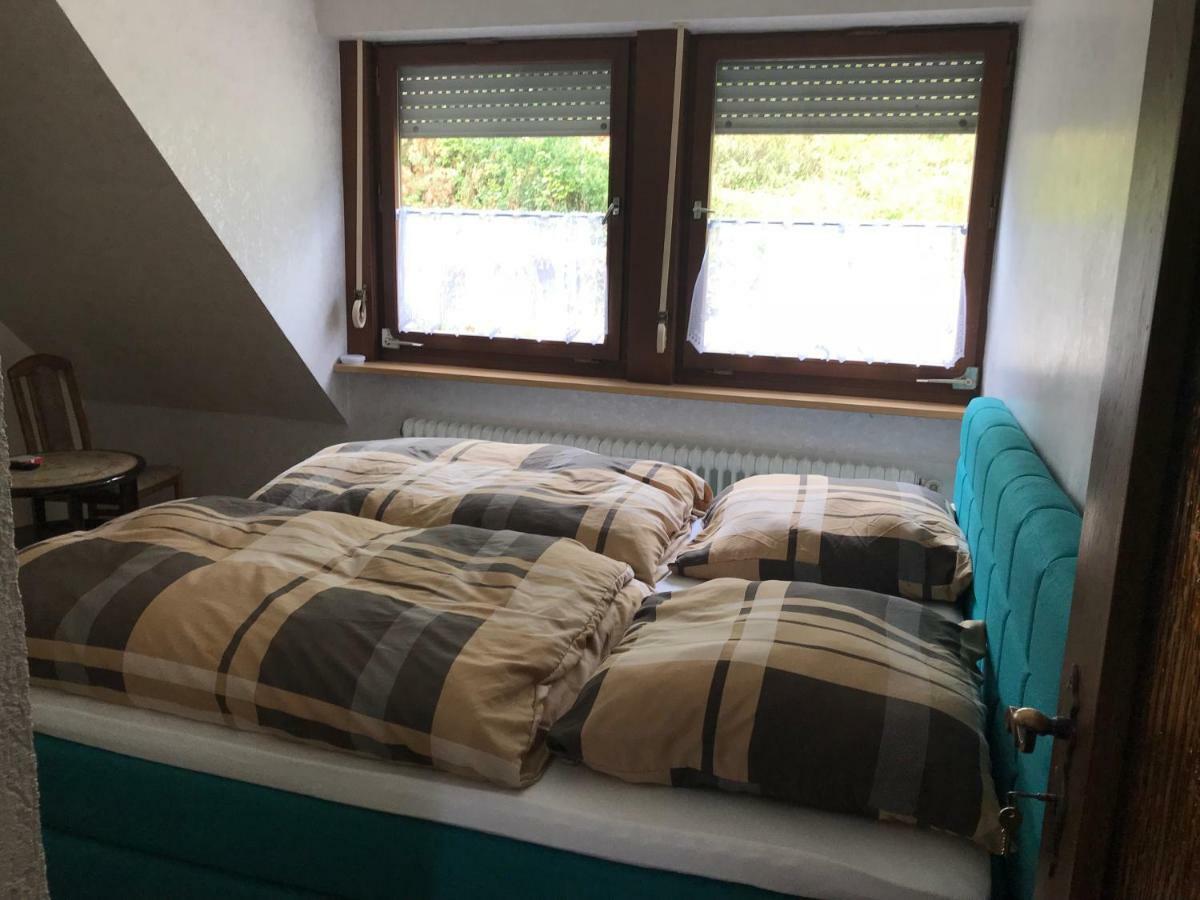 Beim Winzer Apartment Zell an der Mosel Bagian luar foto