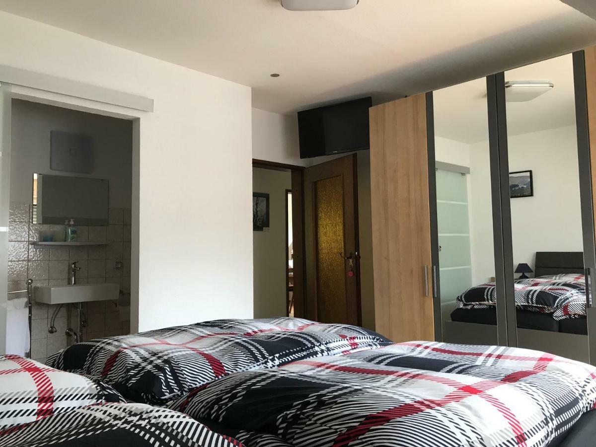 Beim Winzer Apartment Zell an der Mosel Bagian luar foto