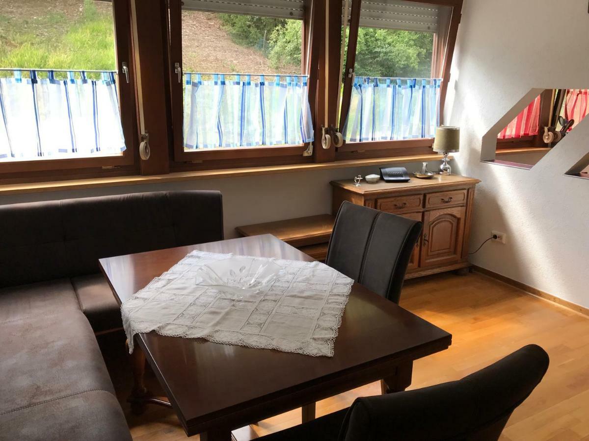Beim Winzer Apartment Zell an der Mosel Bagian luar foto